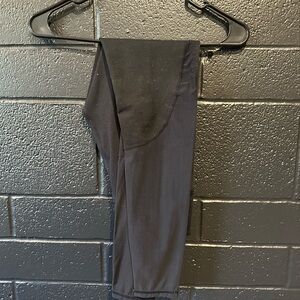Fabletics - workout pants lower netting